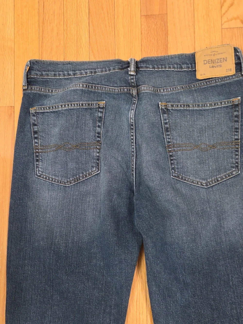 Denizen from Levis denizen by